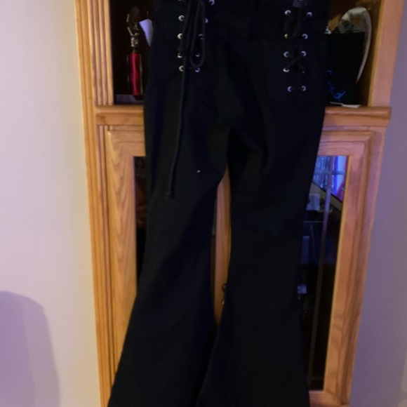 Junior Jeans new with tags and flare bottom - Picture 2 of 4